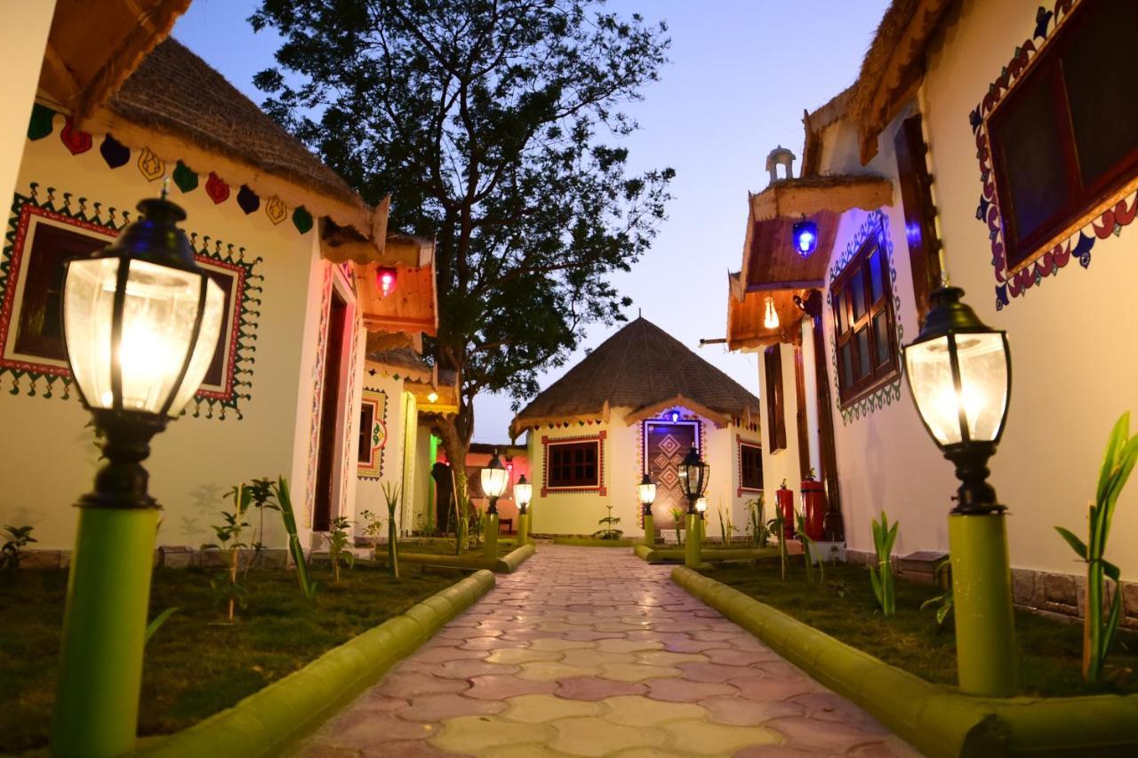 Shyam Home Stay Bhuj Exterior photo