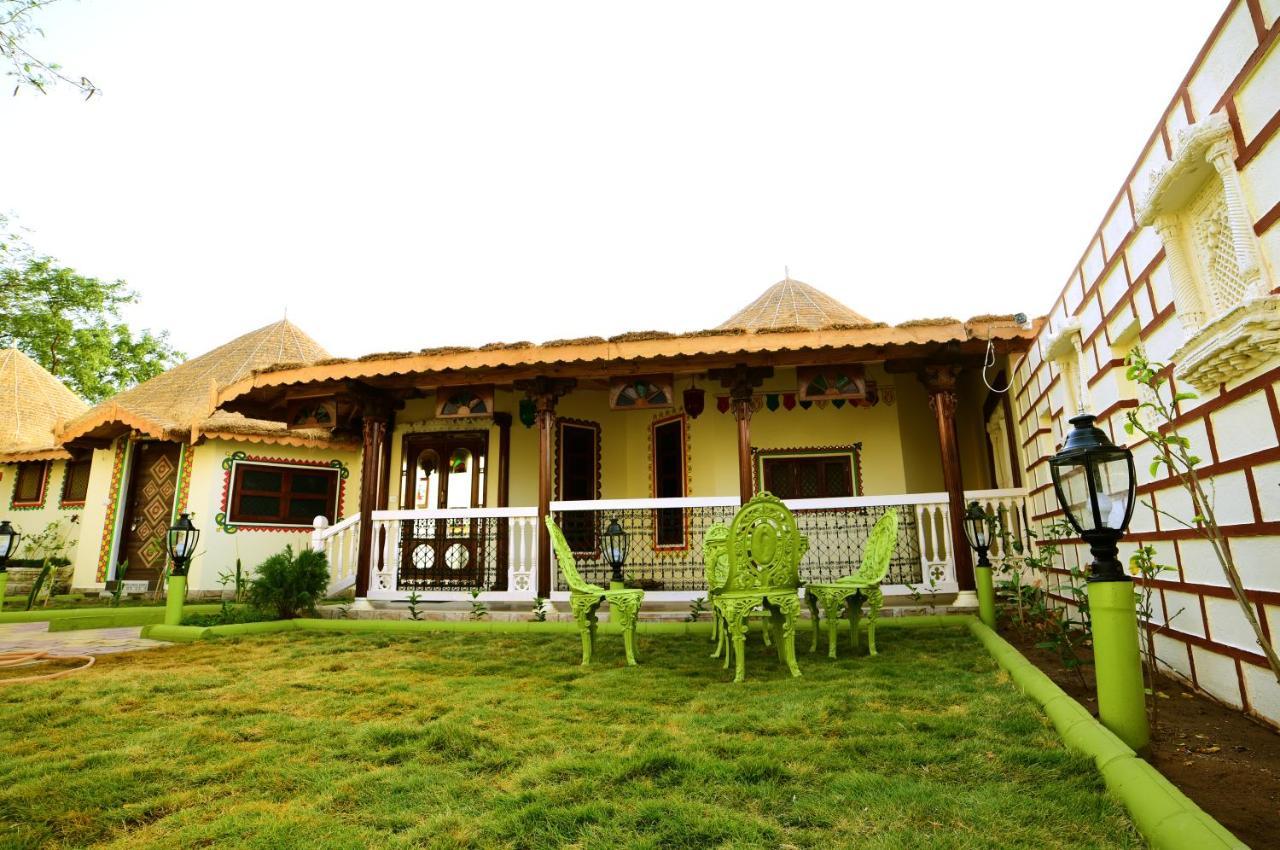 Shyam Home Stay Bhuj Exterior photo
