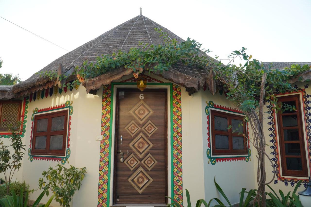 Shyam Home Stay Bhuj Exterior photo