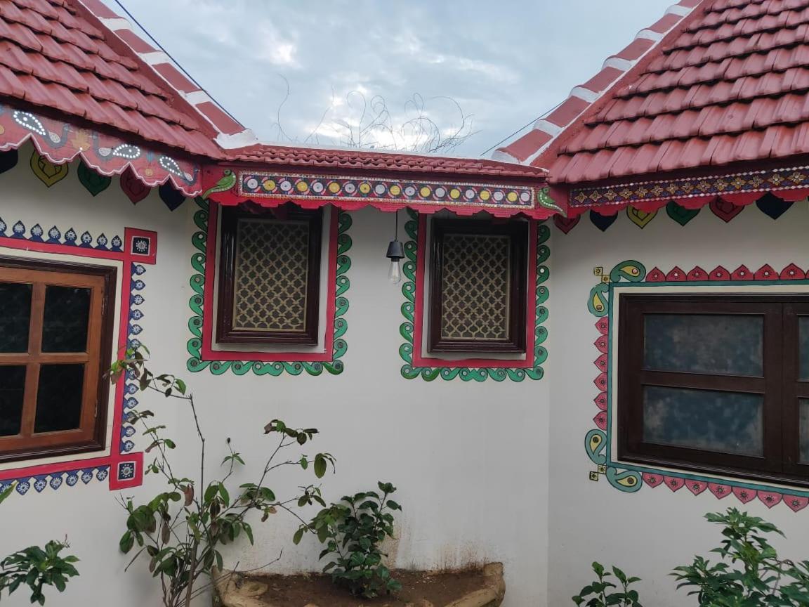 Shyam Home Stay Bhuj Exterior photo
