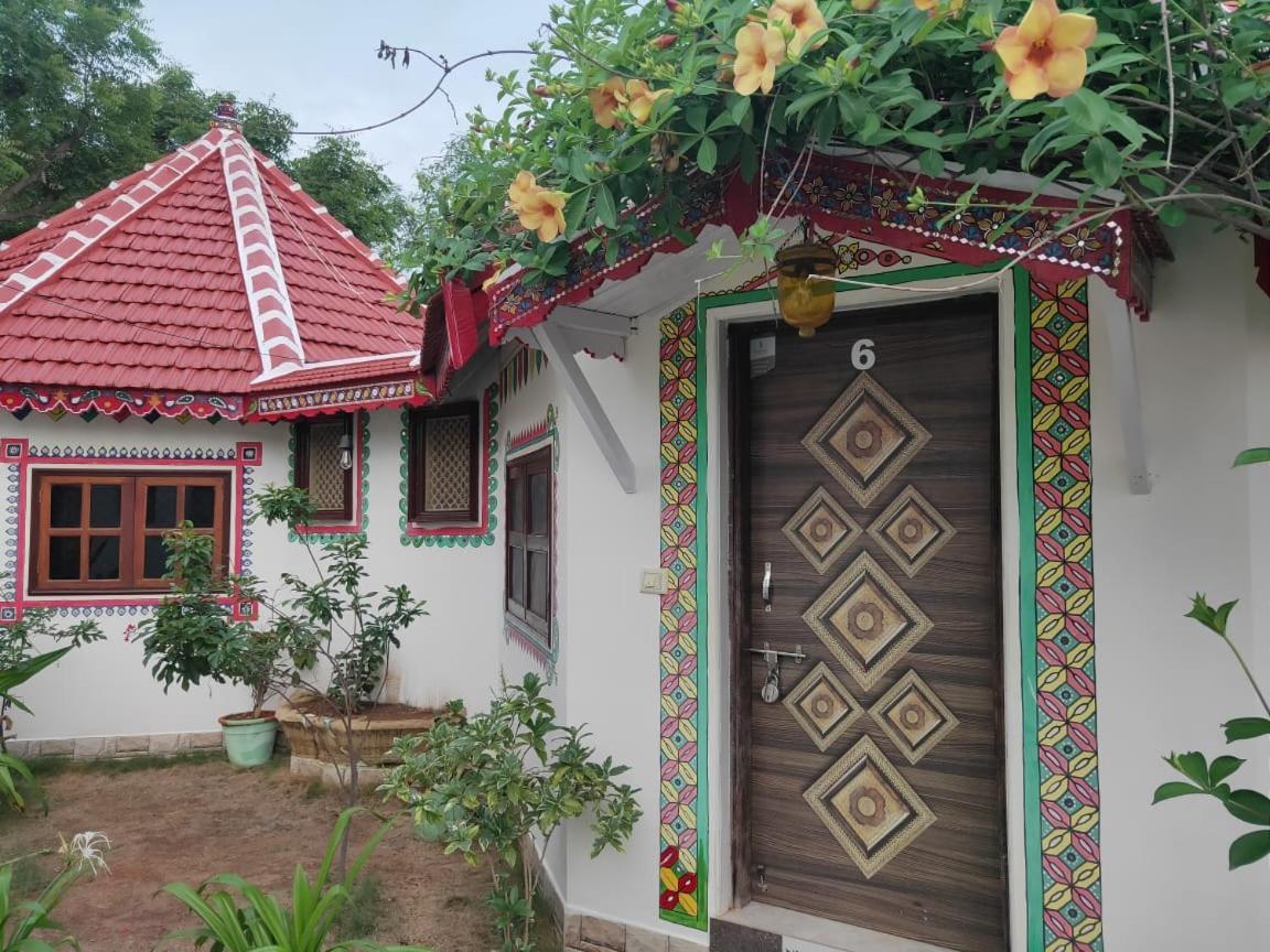 Shyam Home Stay Bhuj Exterior photo
